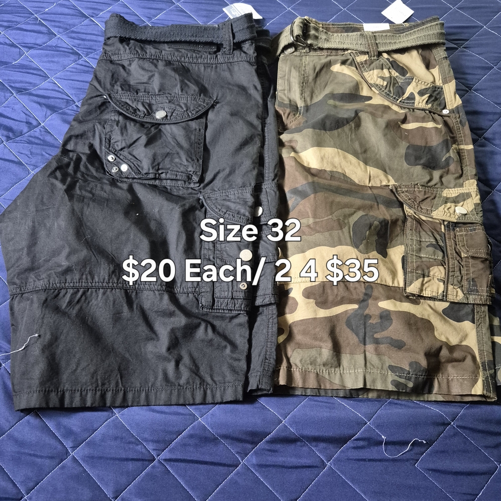 Men's Black and Camouflage Cargo Shorts